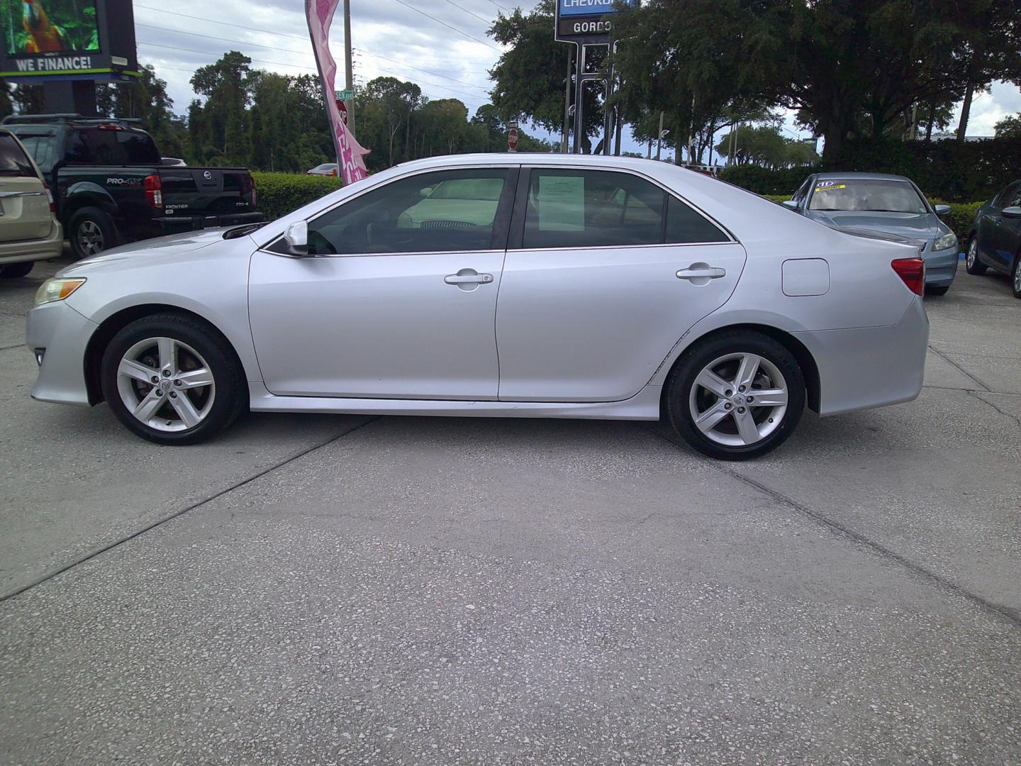 2014 SILVER TOYOTA CAMRY (4T1BF1FK1EU) , located at 390 Hansen Avenue, Orange Park, FL, 32065, (904) 276-7933, 30.130497, -81.787529 - Photo#4